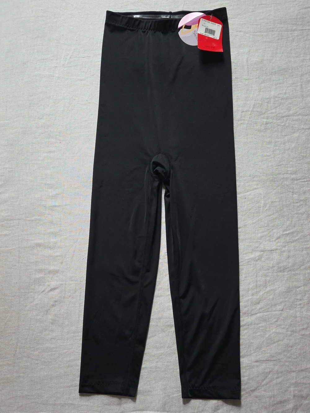 NWT SPANX Hide & Sleek Capri Smoother Shapewear Black | Size Medium